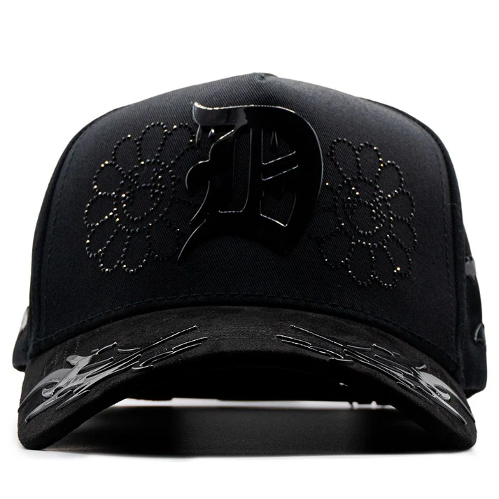 d30816a1-8c65-45bb-b96a-49493c54fac2-1.webp El Barbas Innedit x Dreamer x Anymore x Fame Club “Genesis Black” Cap - Image 1
